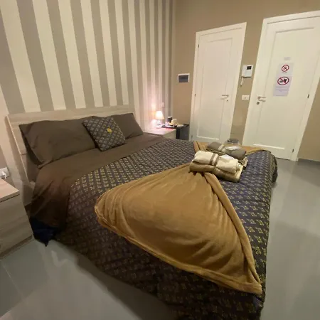 Vico Grande * Naples